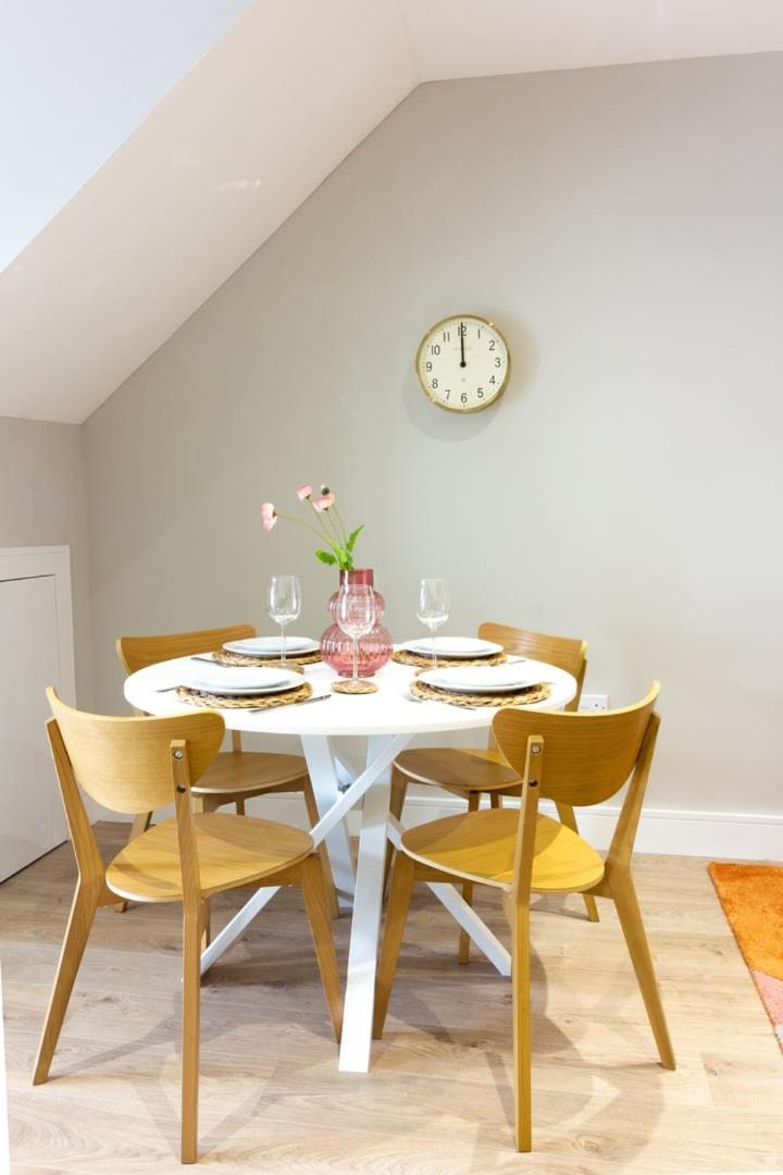 Guestready - Encantando O Apartamento 2Br No Newmarket Hall Apartment Dublin Exterior foto